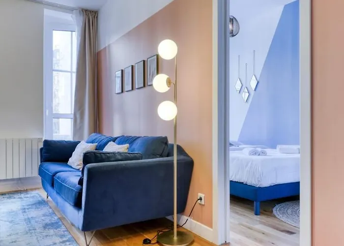 Blue Design 2bdr Flat In The Heart Of Bastille Lägenhet