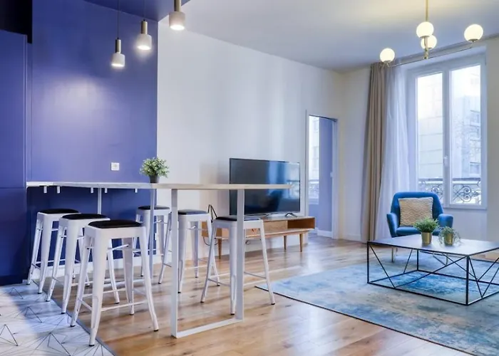 Lägenhet Blue Design 2bdr Flat In The Heart Of Bastille *